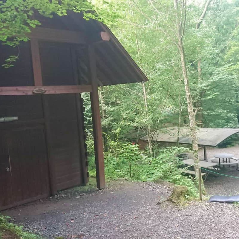 ロッジの入り口